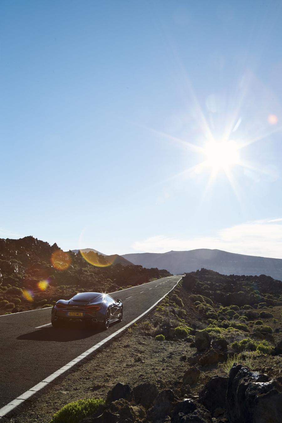  McLaren 570GT 2016 года  (UK) (фото 84 из 125)